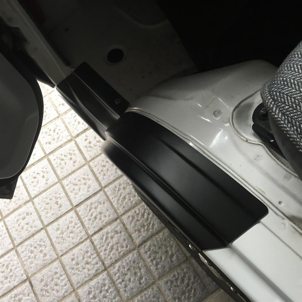 ステップガード