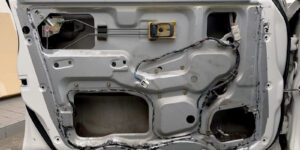 HK30フロンドドア内