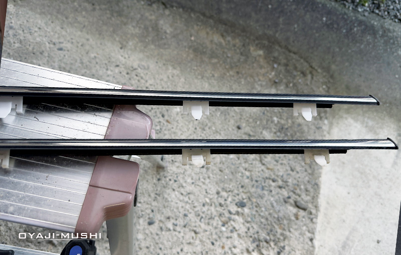 HK30ドアモール